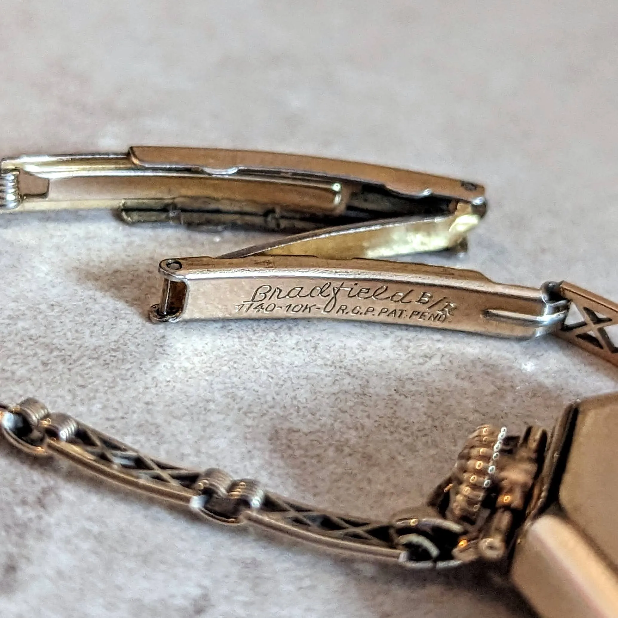 1920s MONTAUK Ladies Watch Marvin Watch Co. 15 Jewels Fahys Montauk Case