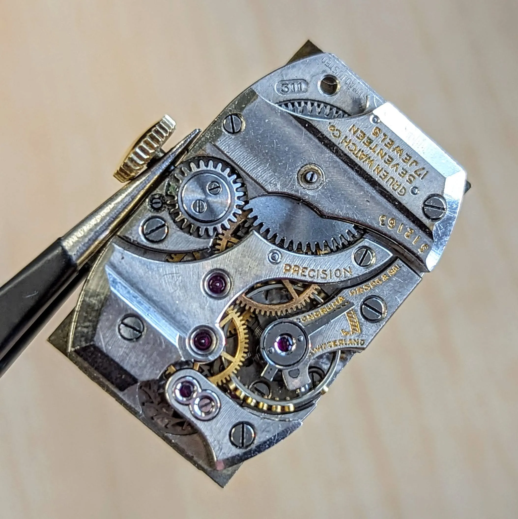 1935 GRUEN Curvex Precision Wristwatch 17 Jewels Cal. 311 Swiss Watch 14K GF