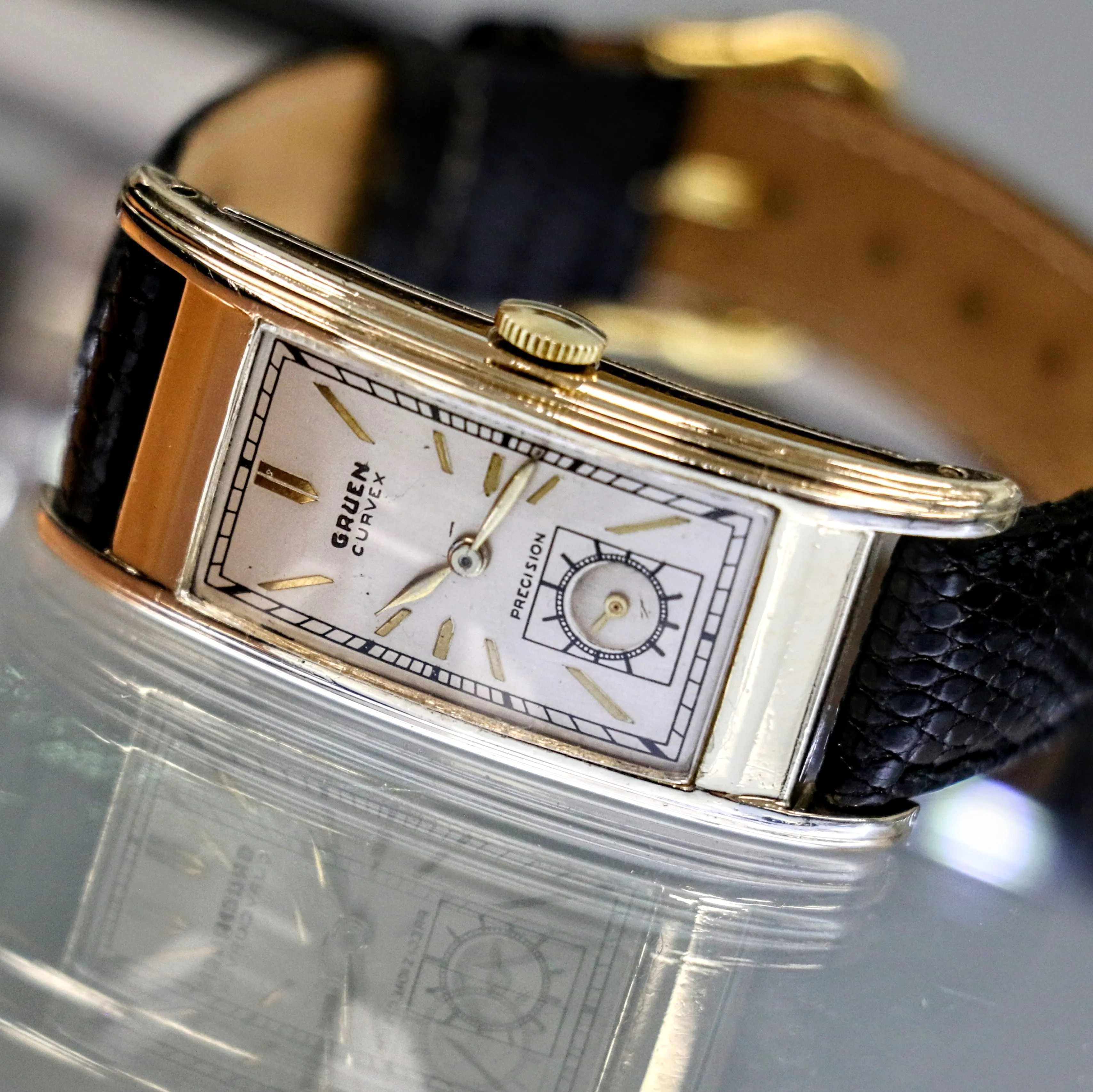 1935 GRUEN Curvex Precision Wristwatch 17 Jewels Cal. 311 Swiss Watch 14K GF