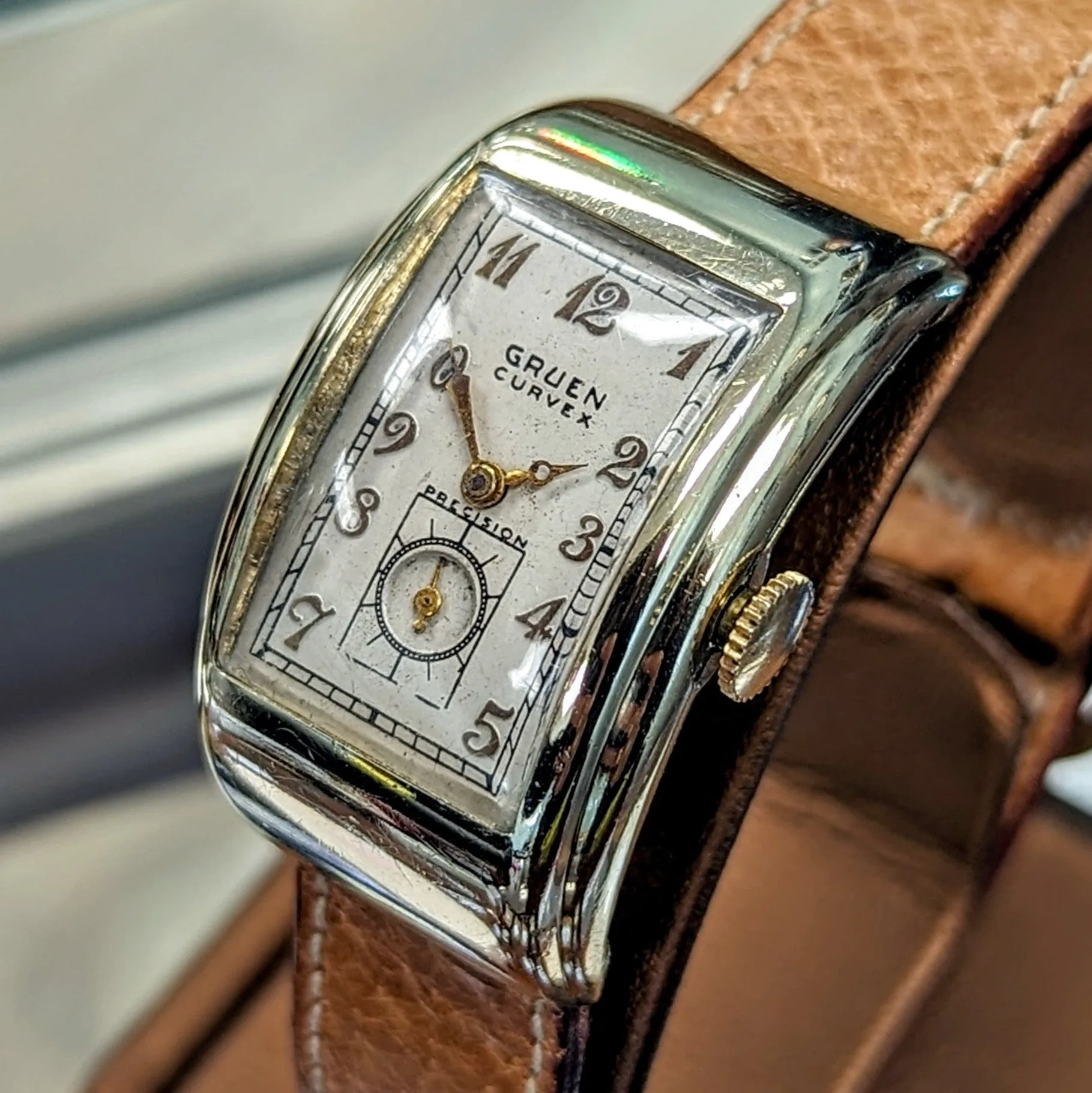 1938 GRUEN EXTREME Curvex Precision Commodore Driver's Ristside Vintage Watch