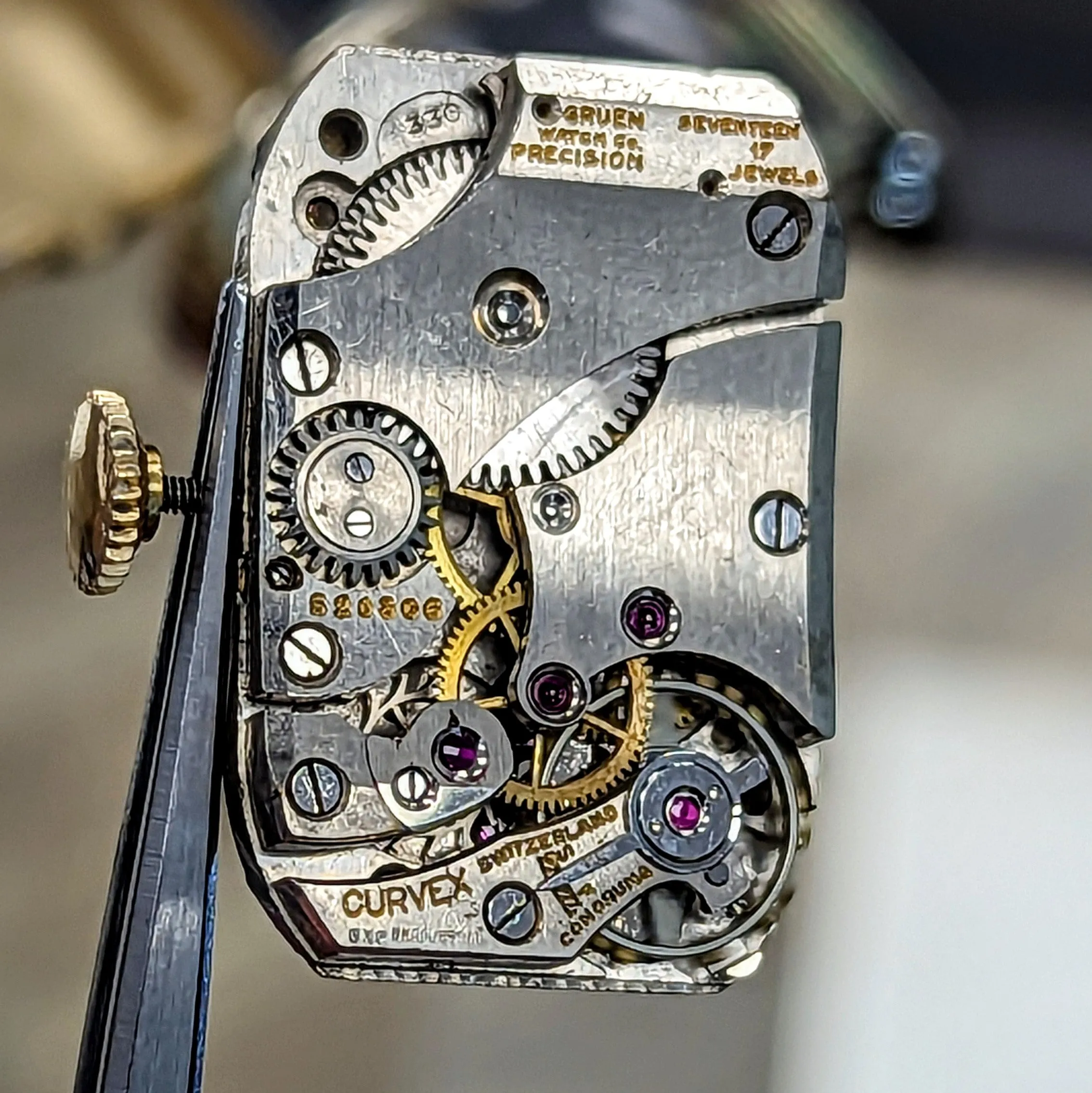1938 GRUEN EXTREME Curvex Precision Commodore Driver's Ristside Vintage Watch