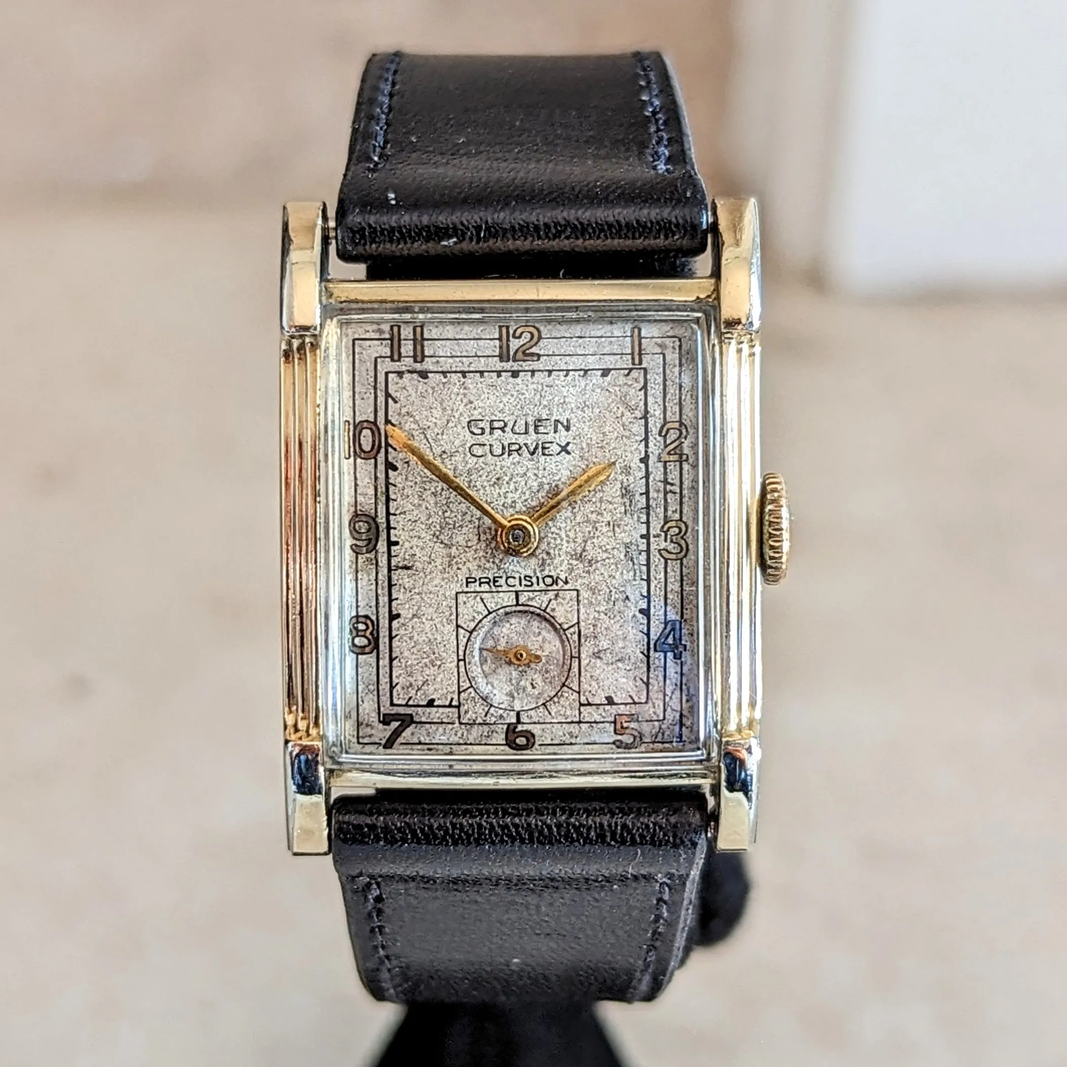 1940 GRUEN CURVEX Precision Watch 17 Jewels Cal. 440 Swiss Made Wristwatch