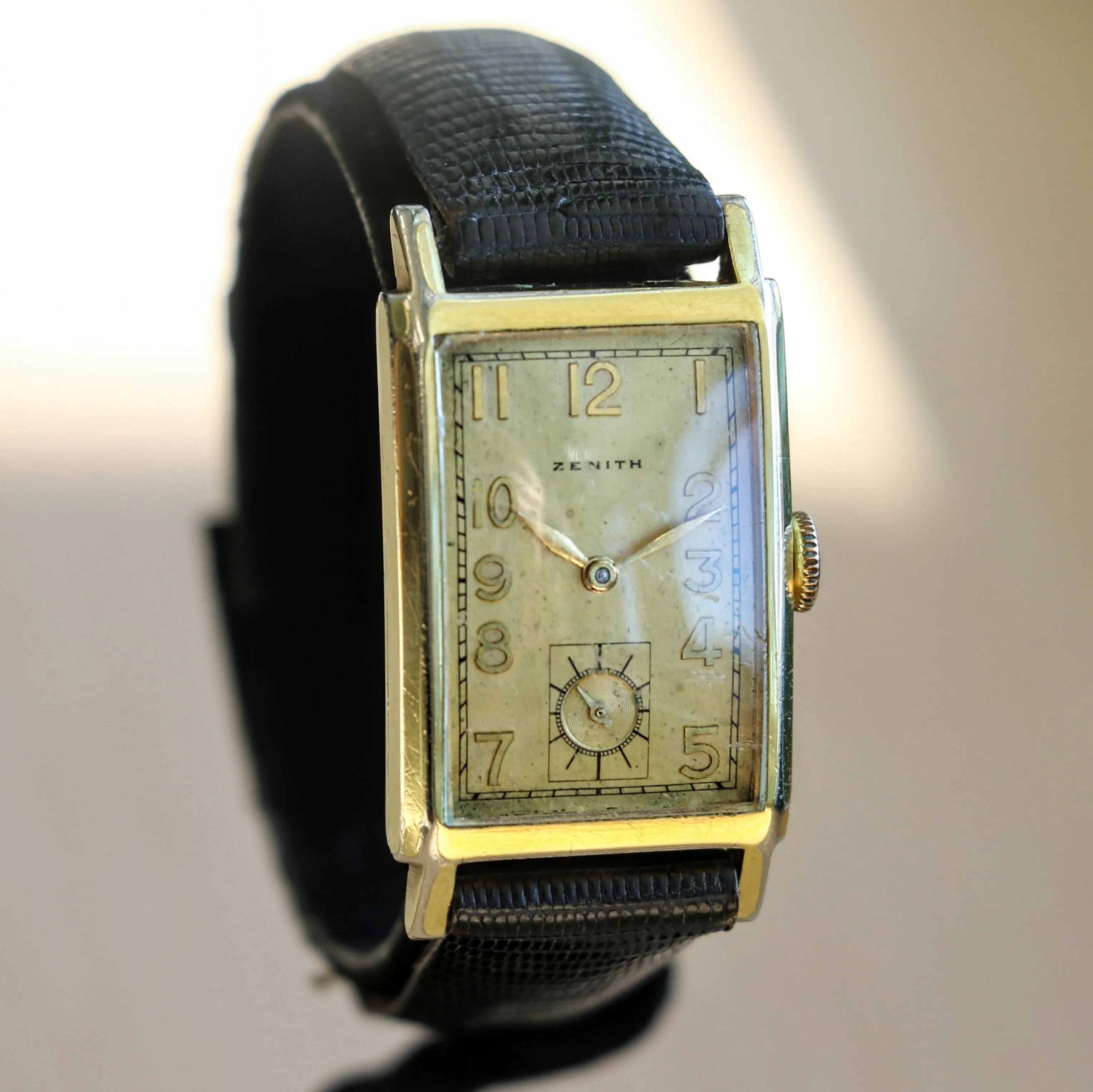 1940 ZENITH Tank Case Watch Cal. 8 3/4F 15 Jewels Mechanical Wristwatch