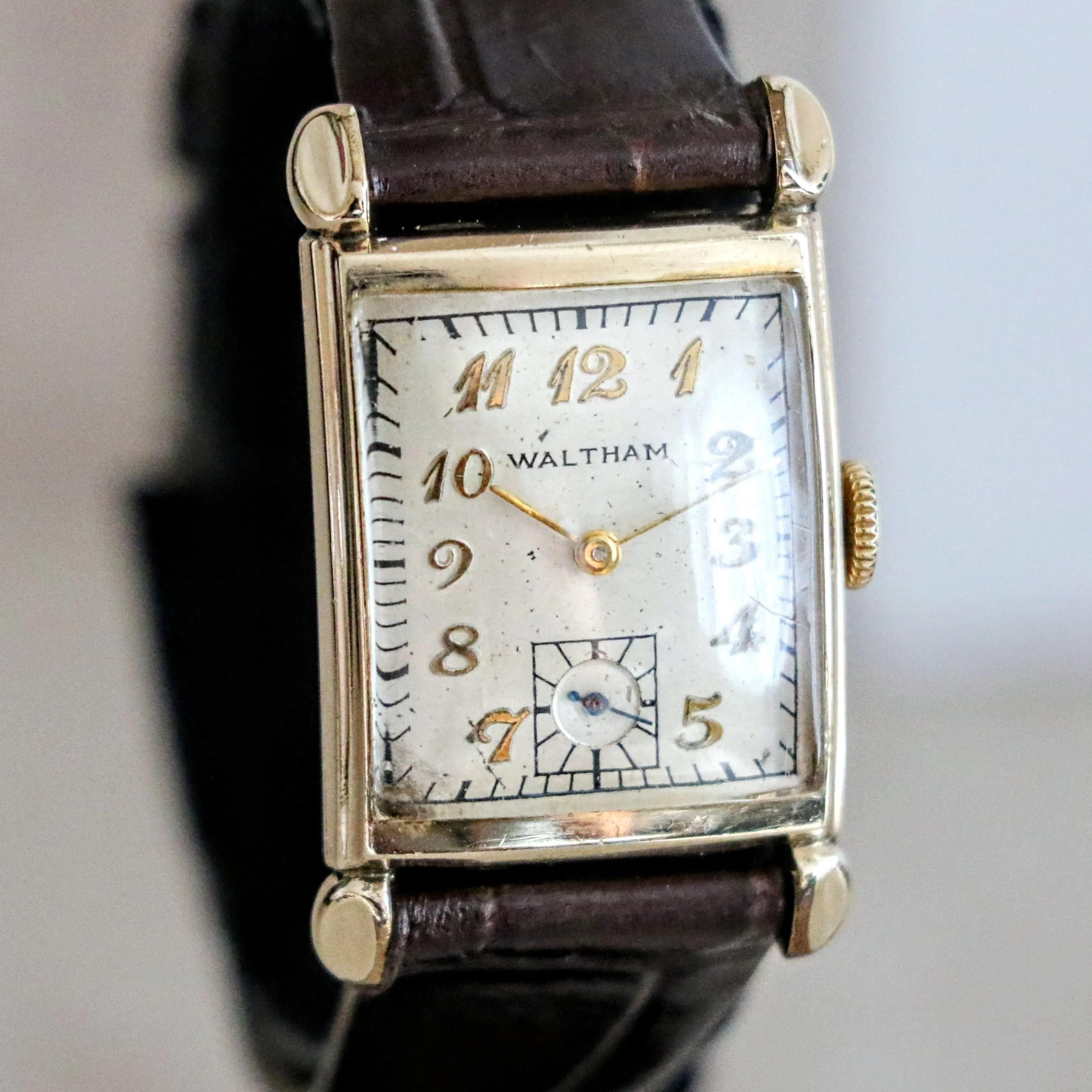 1940s WALTHAM Wristwatch 17 Jewels Cal. 750-B 4 ADJ'S Vintage U.S.A. Watch