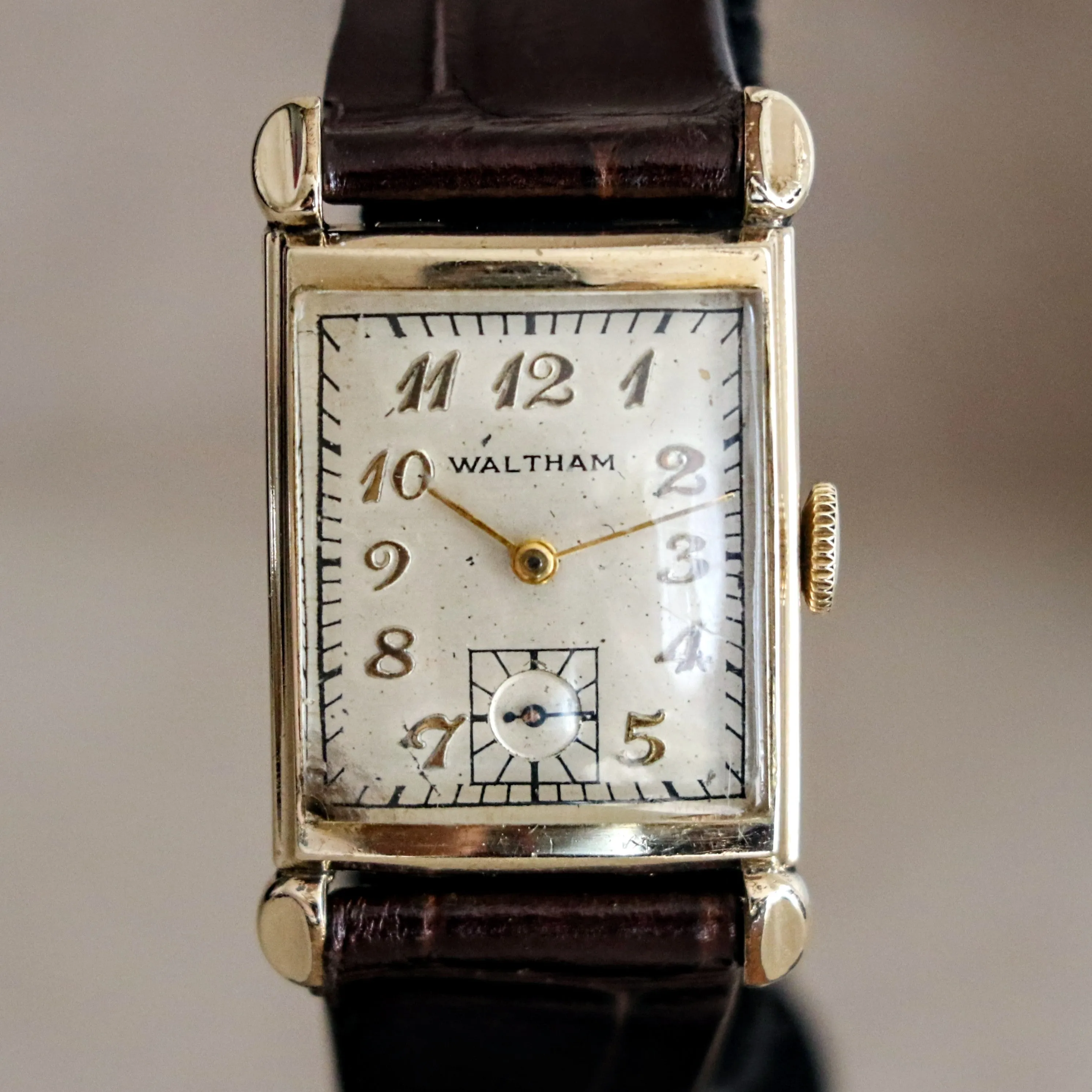1940s WALTHAM Wristwatch 17 Jewels Cal. 750-B 4 ADJ'S Vintage U.S.A. Watch