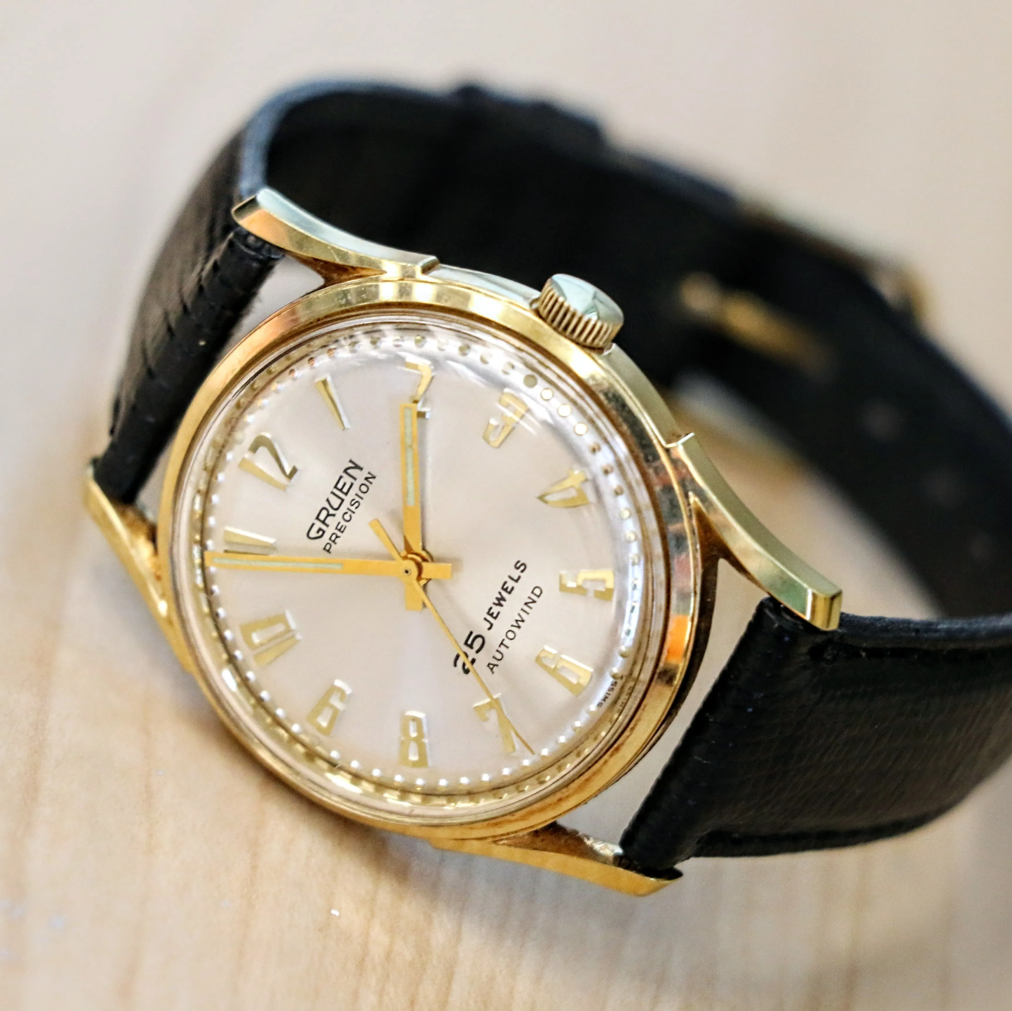 1960s GRUEN Precision Autowind Wristwatch 25 Jewels Cal. 711SS Swiss Made Watch