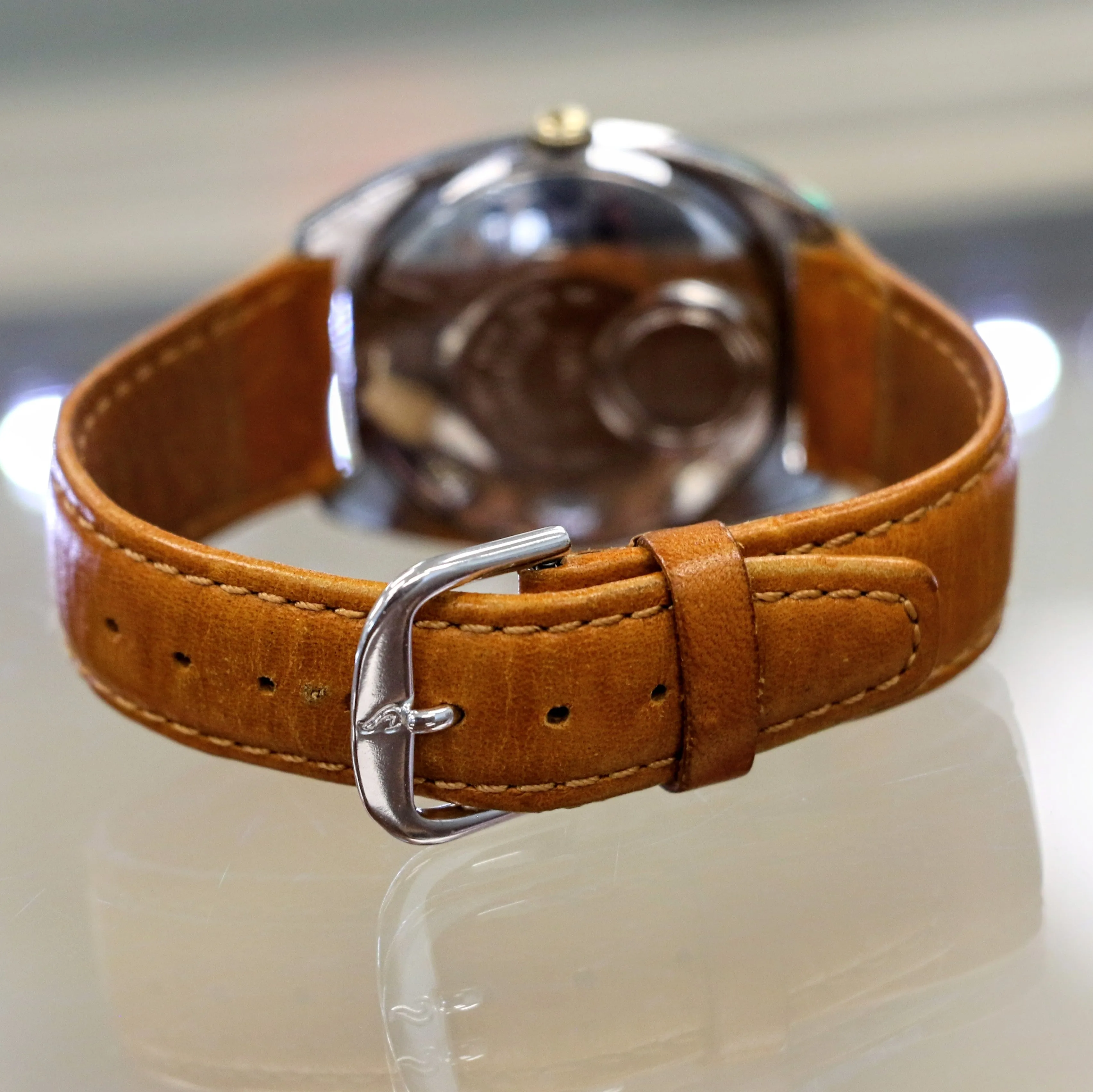 1969 TIMEX Electric Wristwatch Ref. 9454 Tonneau Case Hack Feature M40 Watch