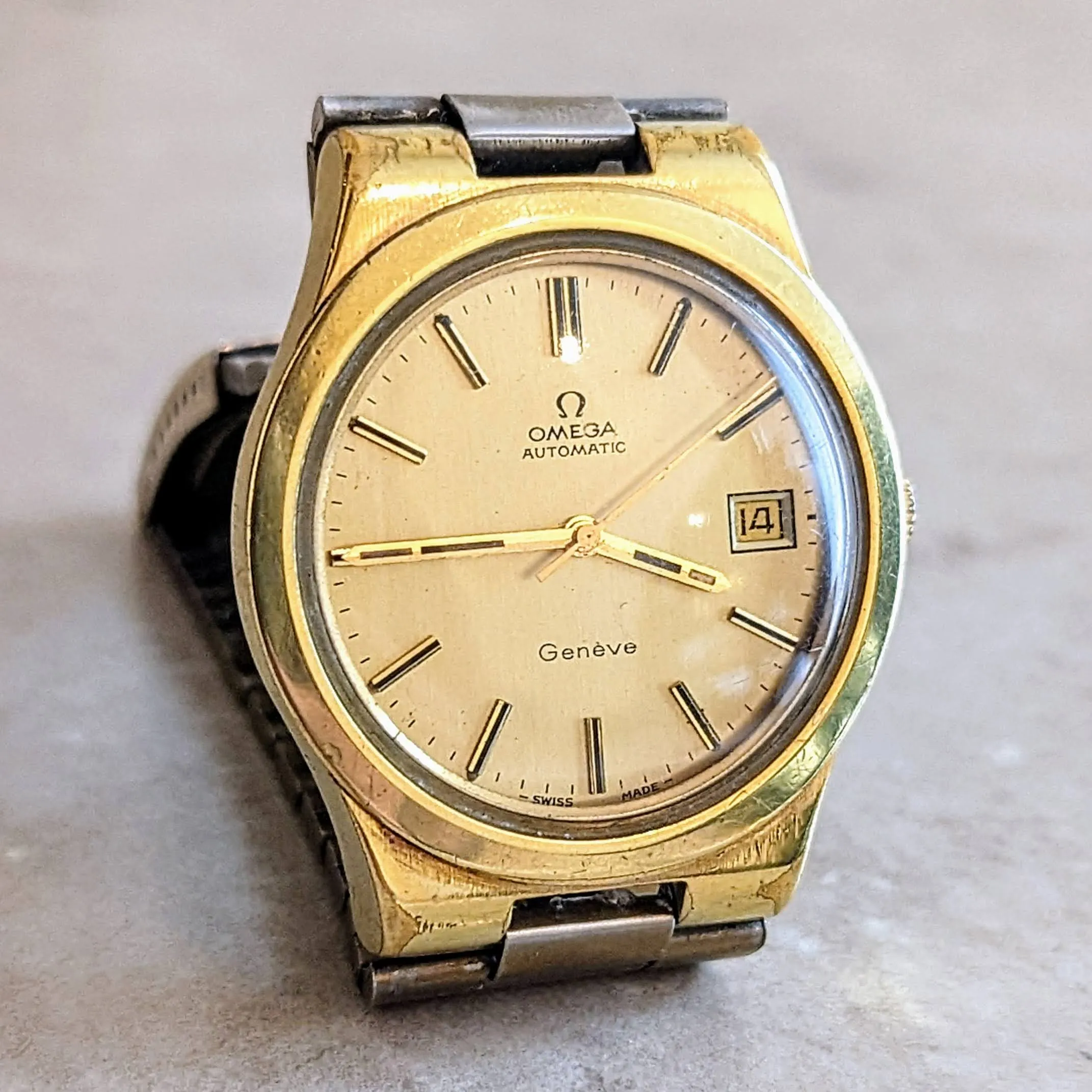 1974 OMEGA Geneve Automatic Watch Cal. 1012 Date Indicator 36mm Vtg Wristwatch