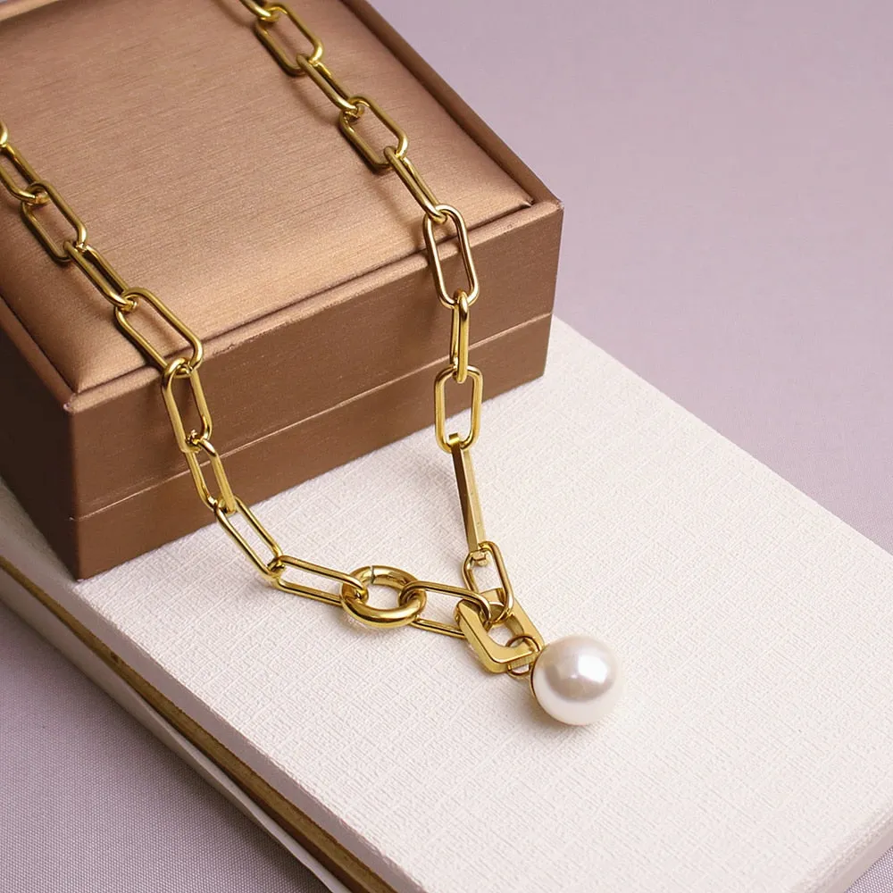 316L Stainless Steel Elegant Round Freshwater Pearl Pendant Chain For Women