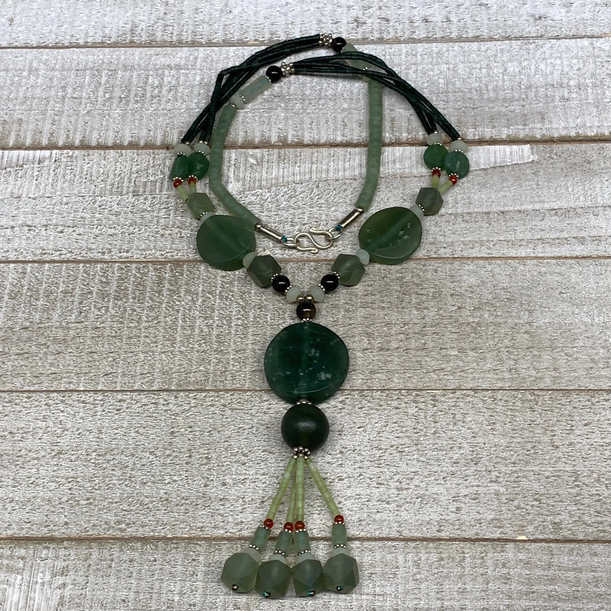 60.8g, 1mm-28mm, 21" Natural Untreated Green Serpentine Beaded Necklace, P236