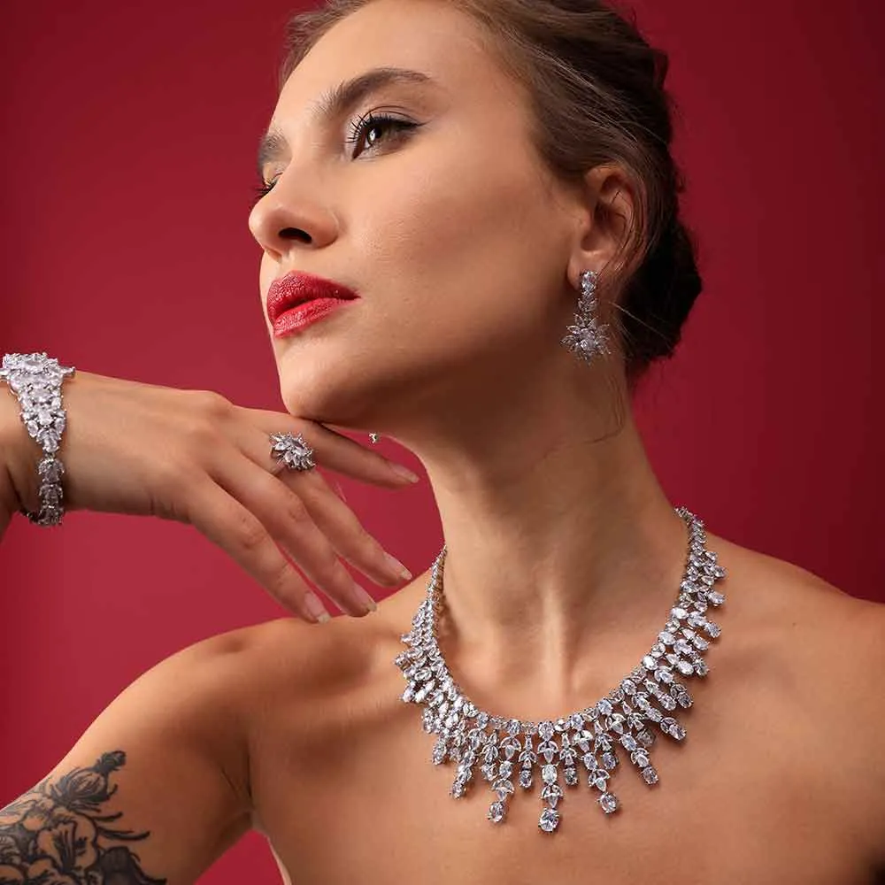 Cascading Diamond Set