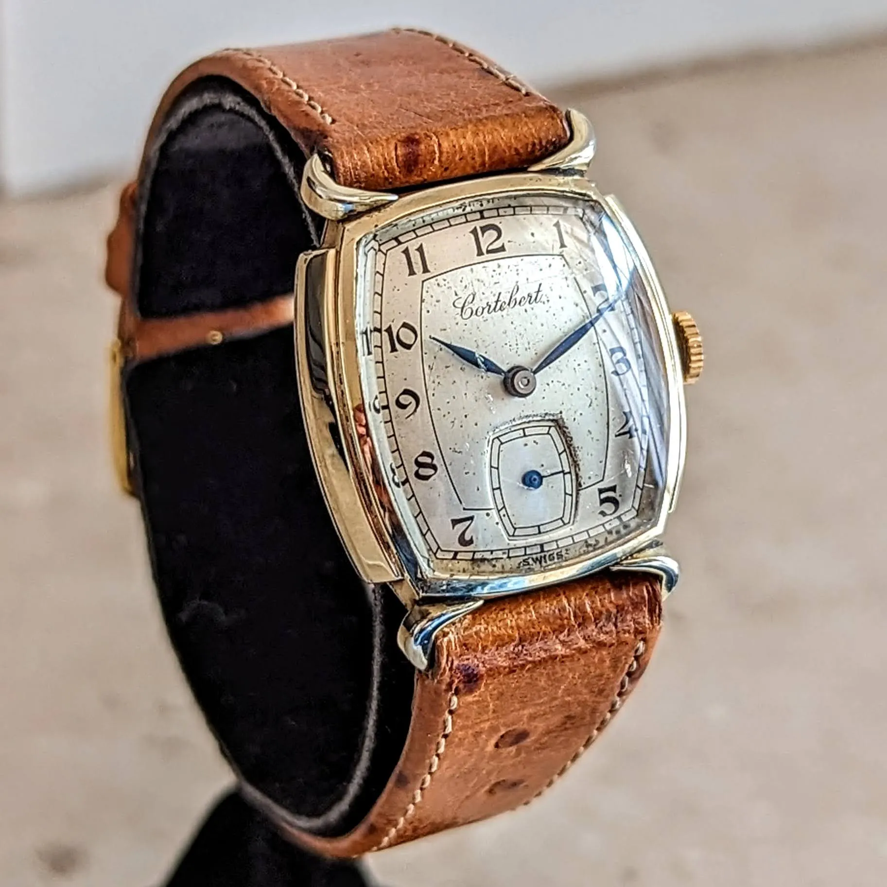 CORTEBERT Wristwatch 17 Jewels Cal. 665 Swiss Made Mechanical Watch