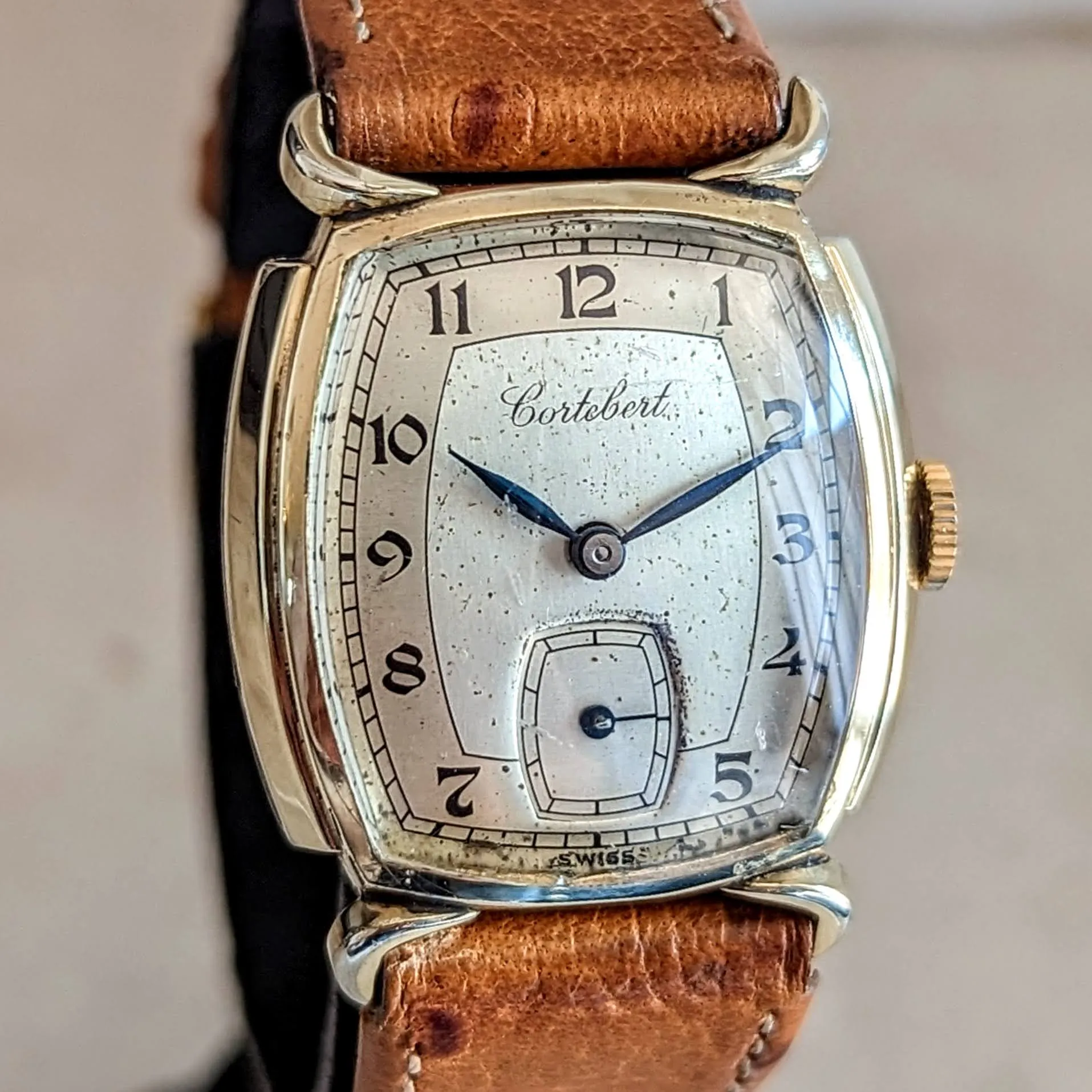 CORTEBERT Wristwatch 17 Jewels Cal. 665 Swiss Made Mechanical Watch