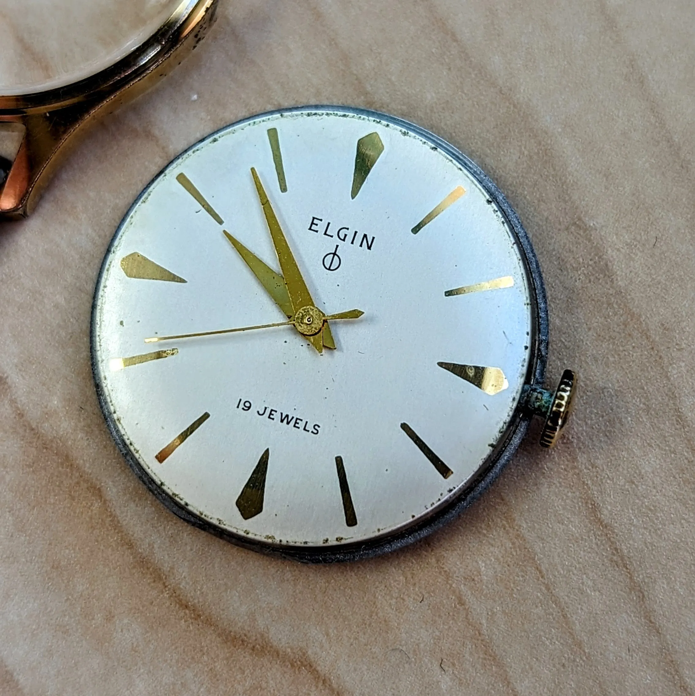 ELGIN DuraPower Wristwatch 19 Jewels Ref. 4254 Grade 752 Vintage U.S.A Watch