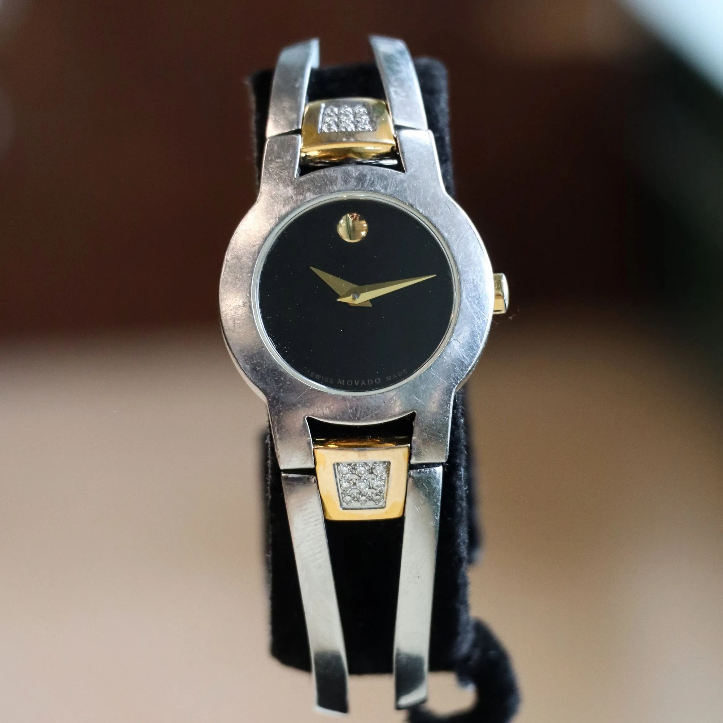Ladies MOVADO Amorosa Watch Two-Tone Bangle Bracelet Wristwatch Ref. 81 E4 1842