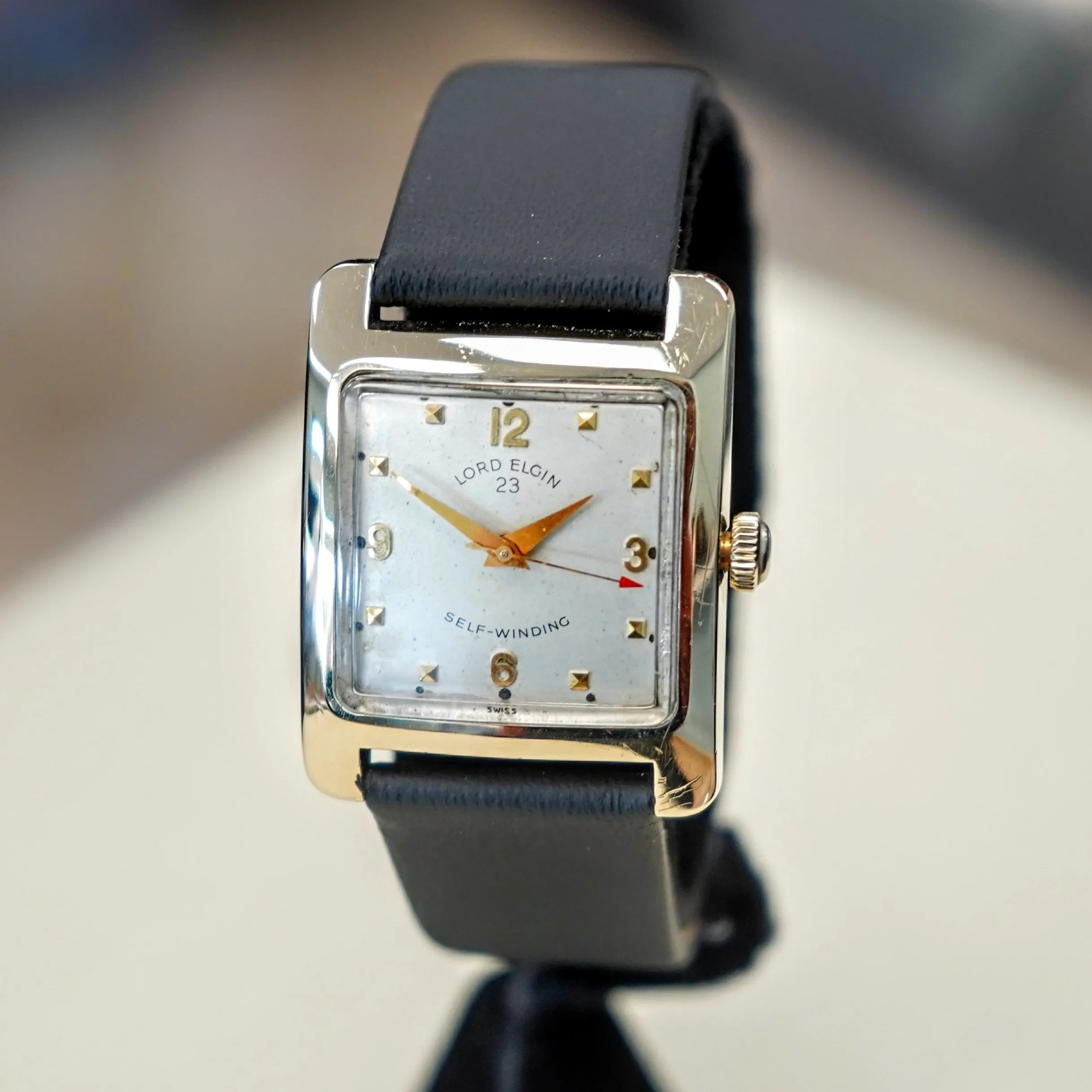 LORD ELGIN Brockton 23 Jewels Selfwinding Watch Tank Case Vintage Automatic Wristwatch