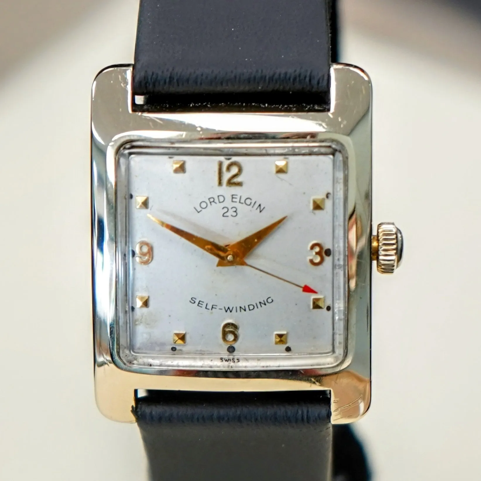 LORD ELGIN Brockton 23 Jewels Selfwinding Watch Tank Case Vintage Automatic Wristwatch