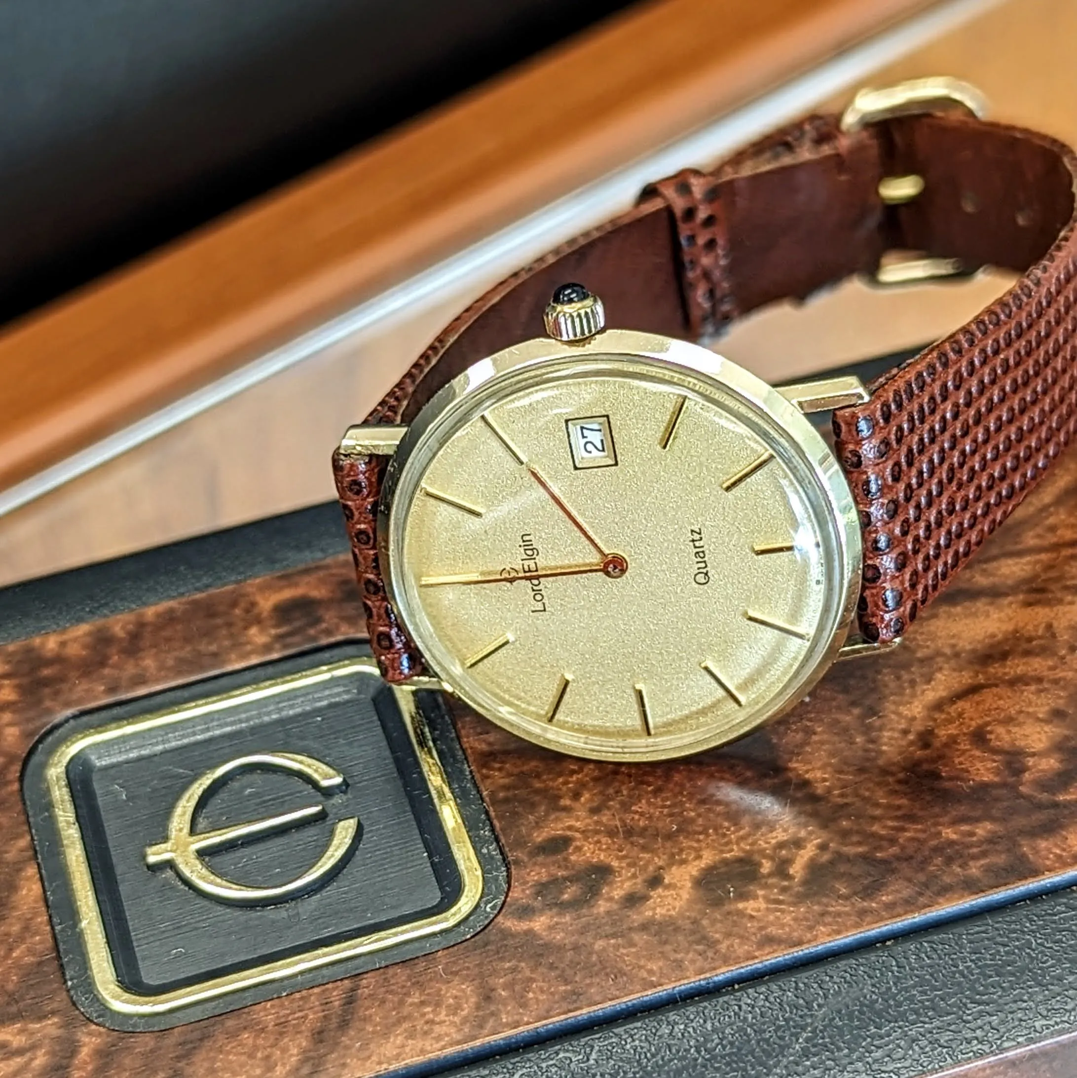 LORD ELGIN Quartz Wristwatch 14K Yellow GOLD Swiss Made Watch - In box!