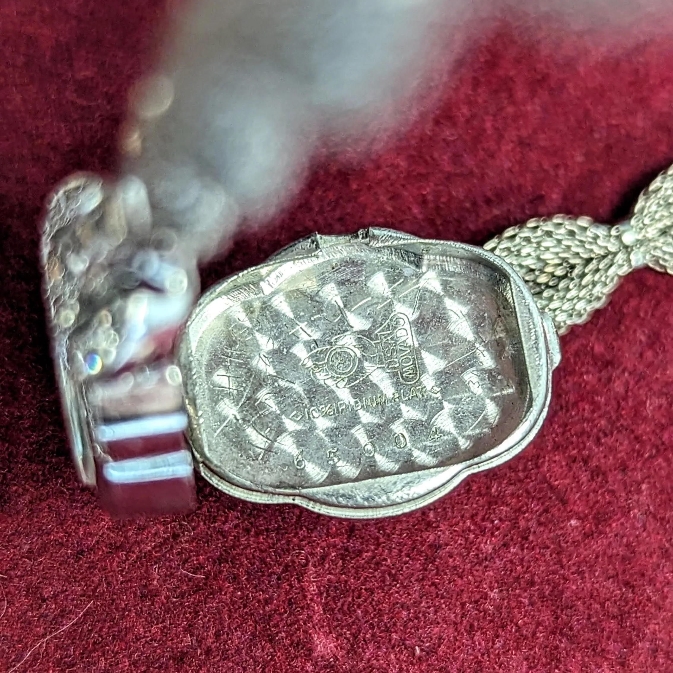 MOVADO Ladies Wristwatch Platinum Case & Fancy Lugs w/Diamonds 17 Jewels Swiss Watch