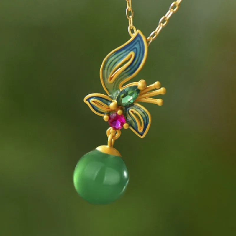 New in green butterfly crystal pendant natural Hotan jasper bead necklace
