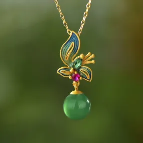 New in green butterfly crystal pendant natural Hotan jasper bead necklace