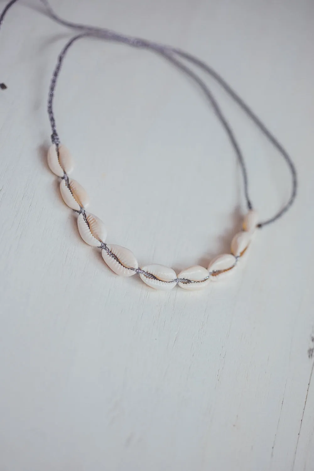 SHELLS MACRAME NECKLACE