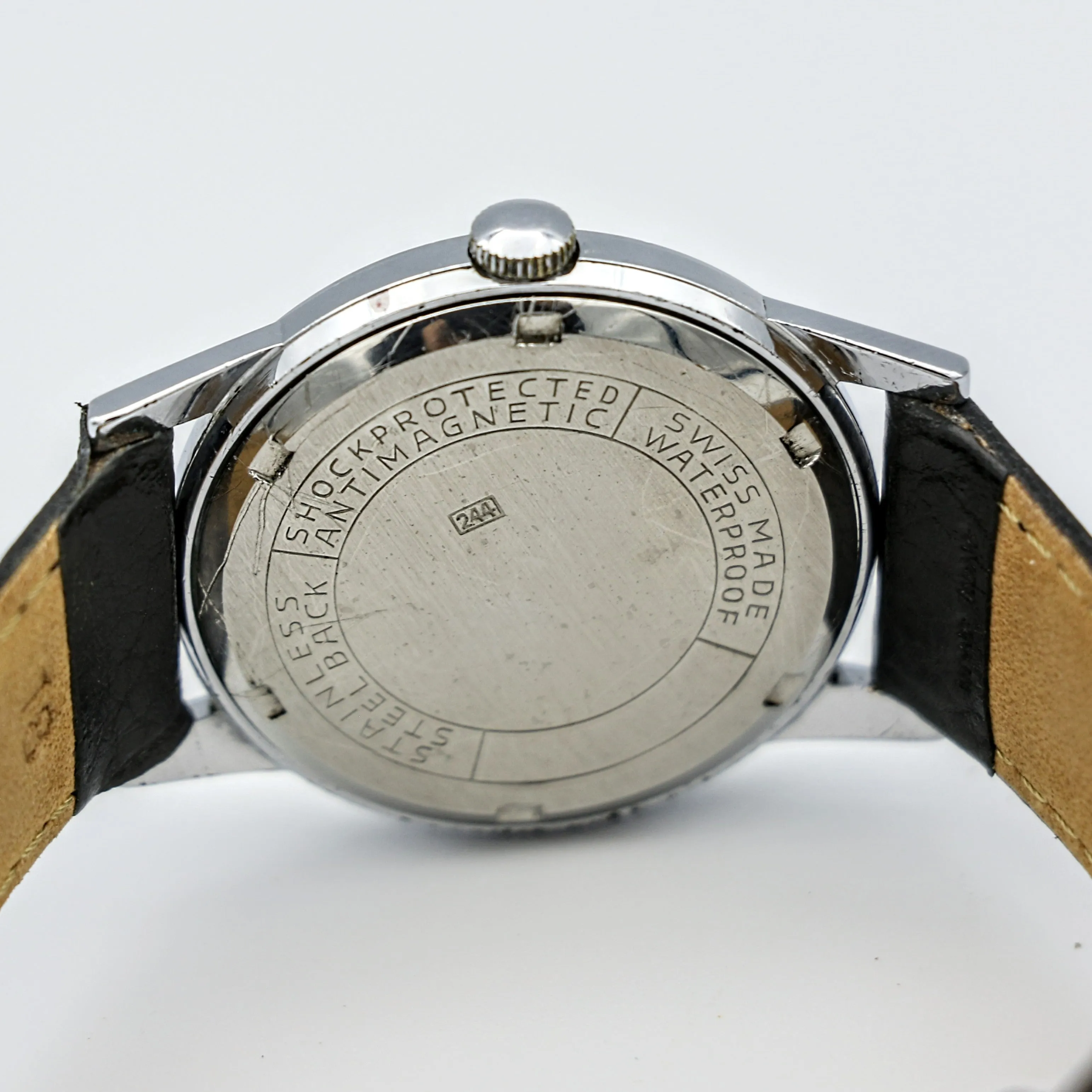 TOWNCRAFT by BASIS Watch Co. 17 Jewels 33mm Swiss Made Wristwatch