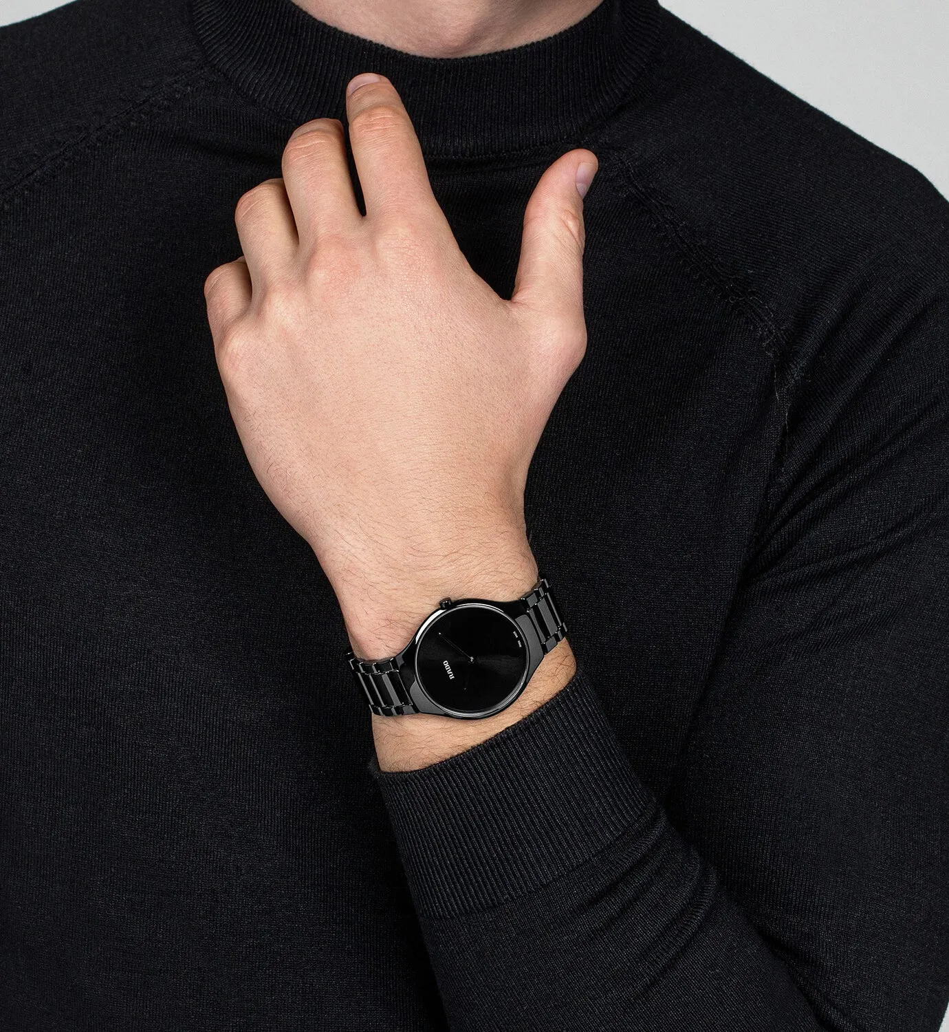 True Thinline Unisex Analog Ceramic Watch R27741182